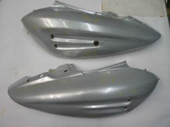 KEEWAY FACT L + R REAR SIDE PANELS FAIRINGS (C) KEEWAY FACT BREAKING(LOC-A)