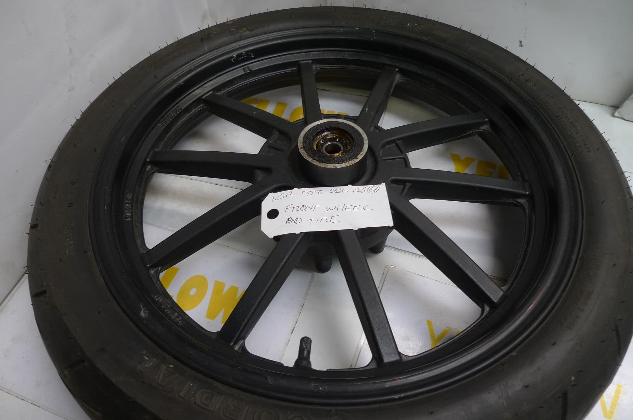 KSR MOTO CODE 125cc BREAKING FRONT WHEEL TYRE LOC-C