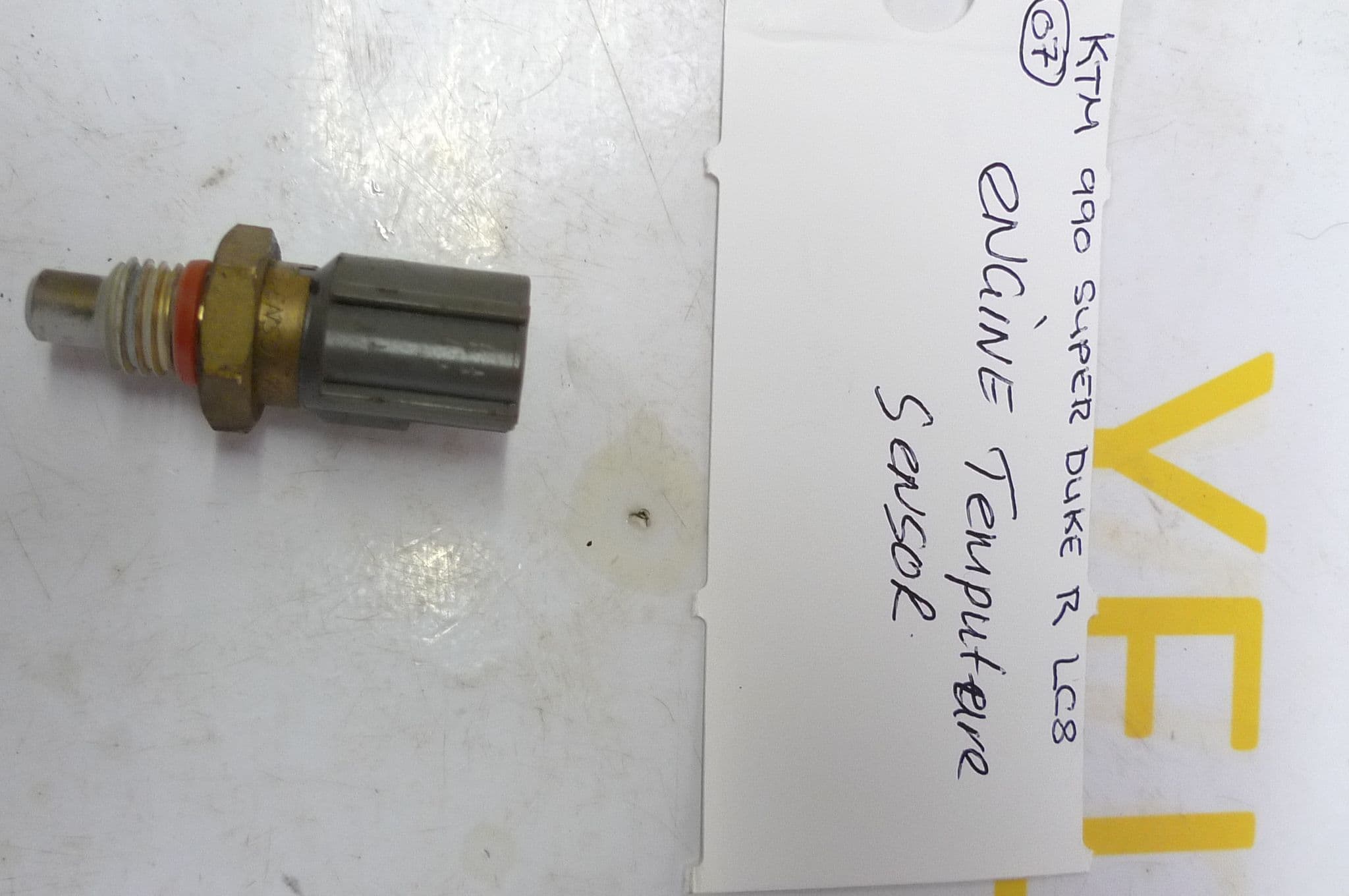 KTM 990 SUPER DUKE LC8 ENGINE TEMPERATURE SENSOR CONB