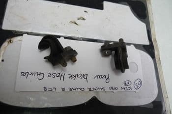 KTM 990 SUPER DUKE LC8 REAR BRAKE HOSE GUIDES (CON-B)