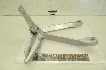 KYMCO CK1    LEFT PILLION FOOT HANGER & PEG   (LOC-A)