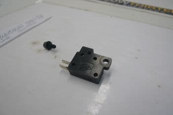 KYMCO DOWNTOWN 300 BREAKING. REAR BRAKE SWITCH (LOC-C)