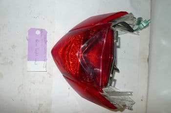 KYMCO PEOPLE ONE 125i BREAKING. REAR LIGHT UNIT MOTORCYCLE BREAKERS (LOC-A)