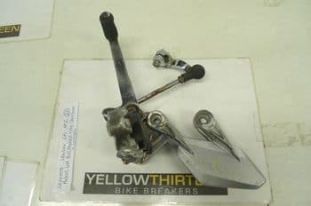 LEXMOTO VENOM 125 EFI RIDERS LEFT FOOT HANGER, PEG, GEAR LEVER & LINKAGES #1 (LOC-A)