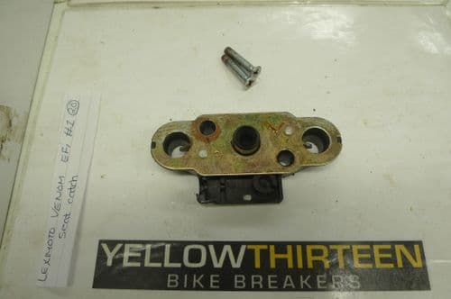 LEXMOTO VENOM 125 EFI  SEAT CATCH  #1  (LOC-A)