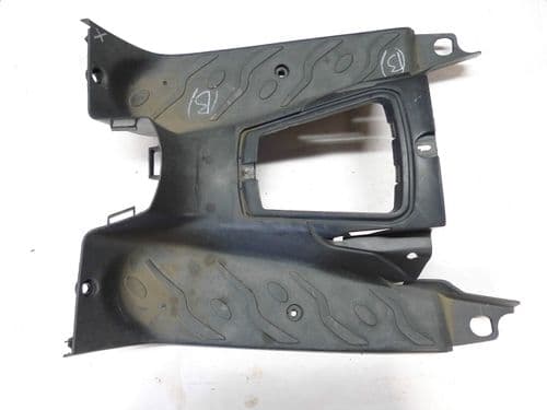 PEUGEOT SPEEDFIGHT 100cc FOOTBED FAIRING (B) BIKE BREAKERS FIFE (LOC-A)