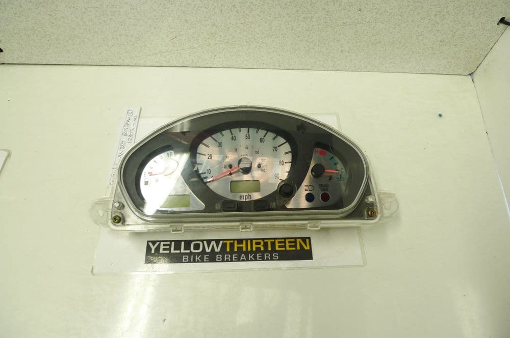 SUZUKI AN250 BURGMAN BREAKING INSTRUMENTS 12803 MILES LOC-A
