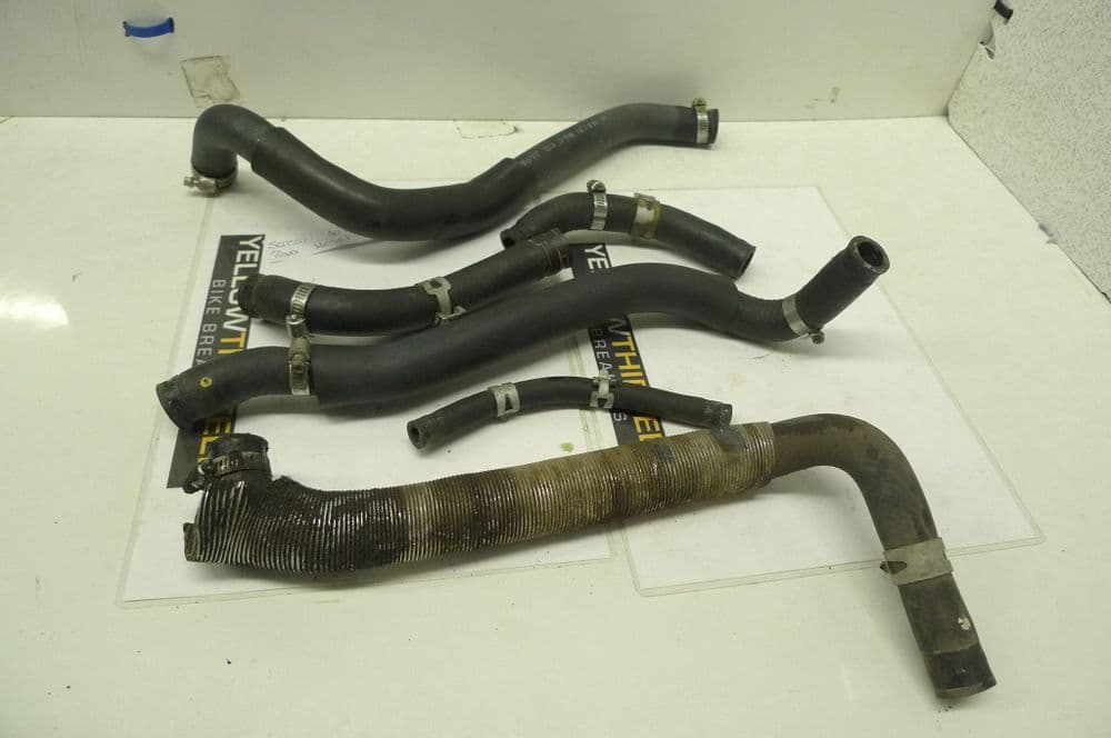 SUZUKI AN250 BURGMAN BREAKING RADIATOR HOSE ASSORTMENT RUBBER TYPE LOCA