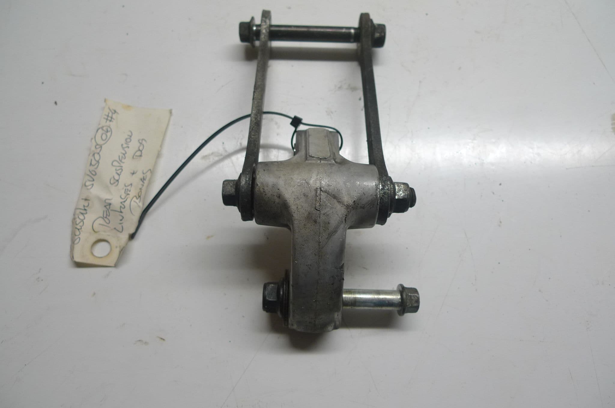 SUZUKI SV650 BREAKING REAR SUSPENSION LINKAGES DOG BONES 4 & x28;LOCC