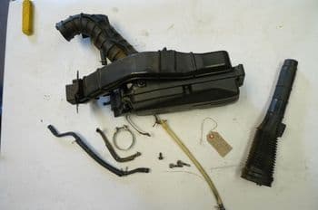 SYMJET 4 125CC AIRBOX ASSEMBLY + HOSES #1 (LOC-A)