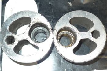 TRIUMPH SPRINT 900 REAR AXLE CHAIN ADJUSTMENT BLOCKS (LOC-C)