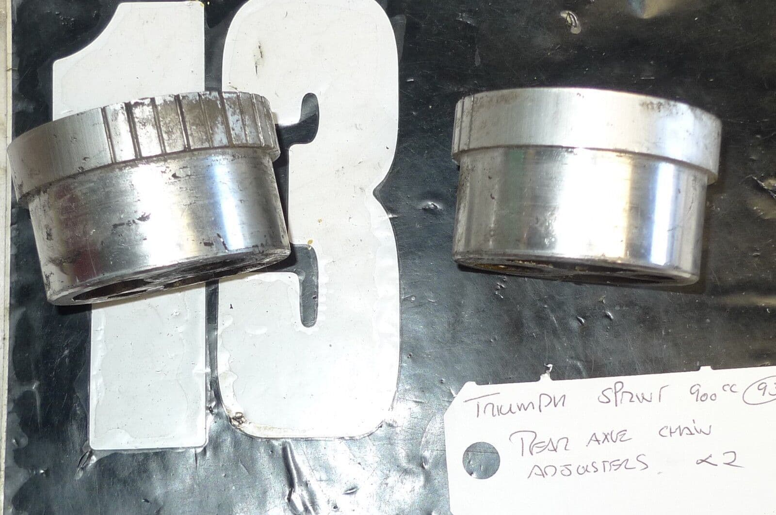 TRIUMPH SPRINT 900 REAR AXLE CHAIN ADJUSTMENT BLOCKS LOCC