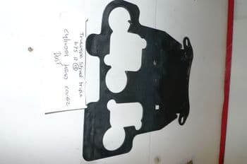 TRIUMPH STREET TRIPLE R 675 CYLINDER HEAD DUST COVER (CON-B)