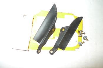 TRIUMPH STREET TRIPLE R 675 FRONT FENDER FITTING KIT (CON-B)