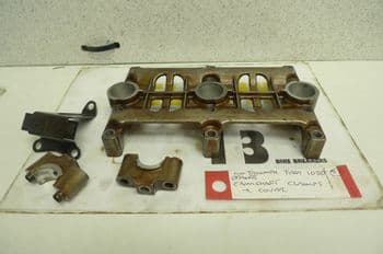 TRIUMPH TIGER 1050 CAMSHAFT CLAMPS & COVERS (CON-F)