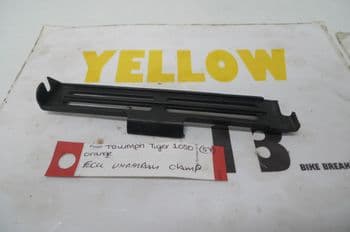 TRIUMPH TIGER 1050 ECU UNDER-TRAY CLAMP (CON-F)