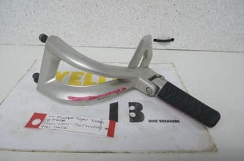 TRIUMPH TIGER 1050 PILLION LEFT FOOT HANGER (CON-F)