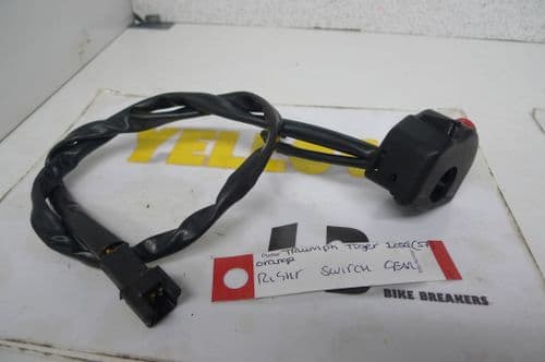 TRIUMPH TIGER 1050 RIGHT SWITCH GEAR (CON-F)