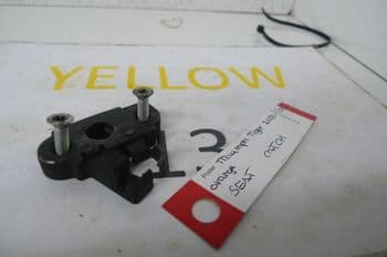 TRIUMPH TIGER 1050 SEAT CATCH (CON-F)