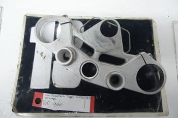 TRIUMPH TIGER 1050 TOP YOKE (CON-F)