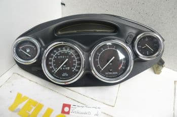 TRIUMPH TROPHY 900 BREAKING. REQUEST A PART. #2 (LOC-F)