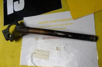 TRIUMPH TROPHY 900 BREAKING. RIGHT HANDLEBAR (WEB-STOCK)(A=SK) (67-B)