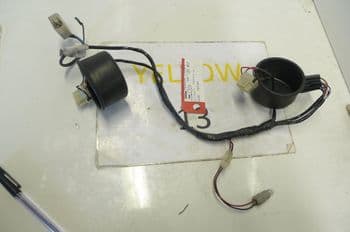 TRIUMPH TROPHY 900 FRONT HEADLIGHT LOOM & BULB HOLDERS #3 (LOC-C)