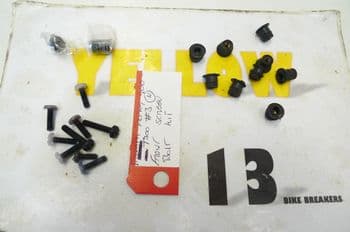 TRIUMPH TROPHY 900 FRONT SCREEN BOLTS KIT #3 (LOC-C)