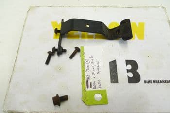 TRIUMPH TROPHY 900 HORN & FRONT BRAKE HOSE BRACKET #3 (LOC-C)