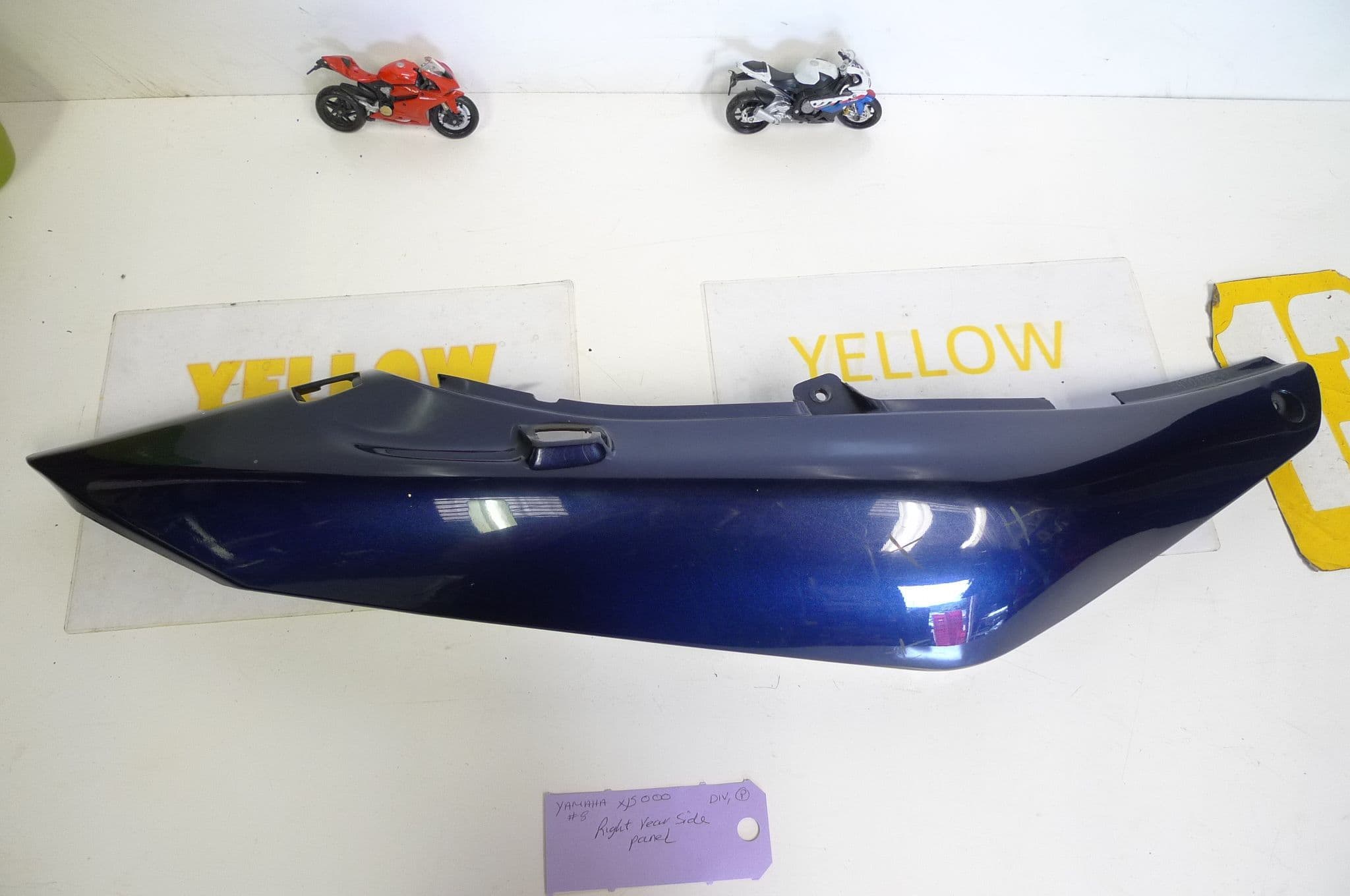 YAMAHA XJ600 DIVERSION RIGHT REAR SIDE PANEL 8 CON-B