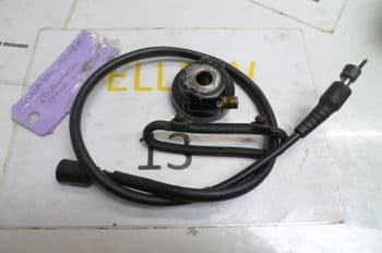 YAMAHA YBR125 BREAKING. SPEEDOMETER DRIVE + CABLE. EBAY BREAKERS #5 (LOC-C)