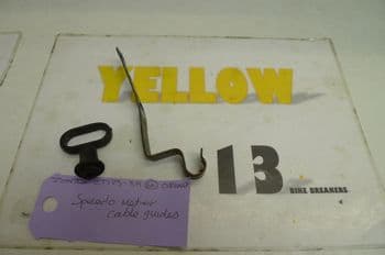 ZONTES ZT125 - 8A BREAKING. SPEEDOMETER CABLE GUIDES (LOC-C)