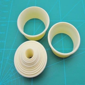 12 Hard Plastic Movement Holders Range From 20mm-50mm Capacity