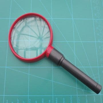 Magnifying Glass With Light x 3 Magnification